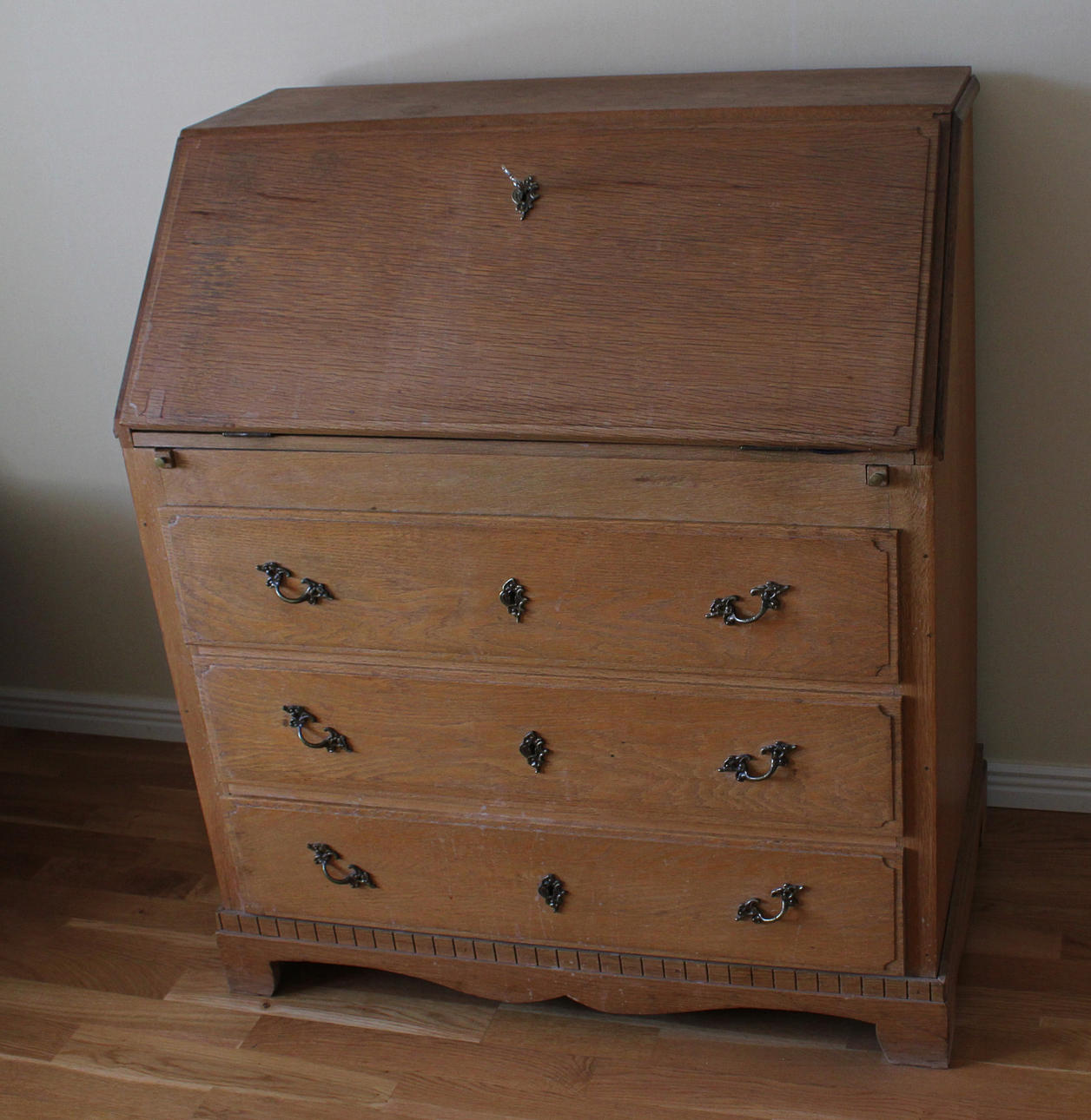 KLAFFBYRÅ i ek, 1800-tal.