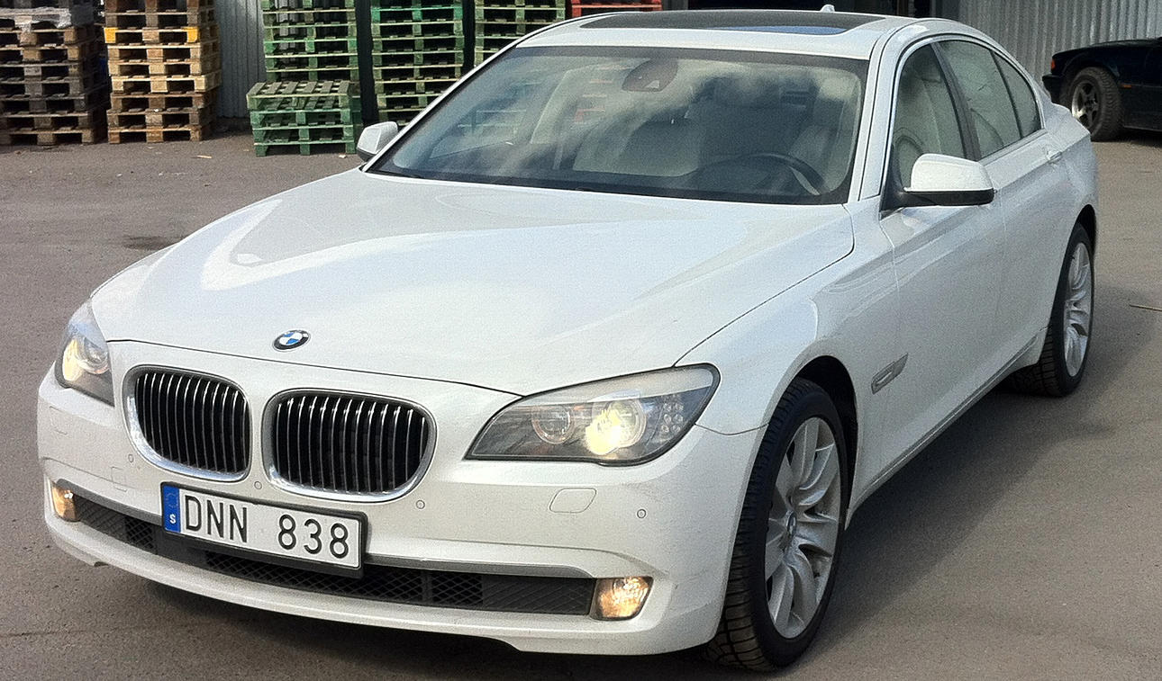 BMW 730D -11 ca 2500 mil.