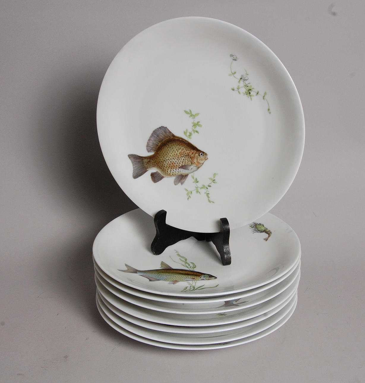 FISKTALLRIKAR, porslin 8 delar.