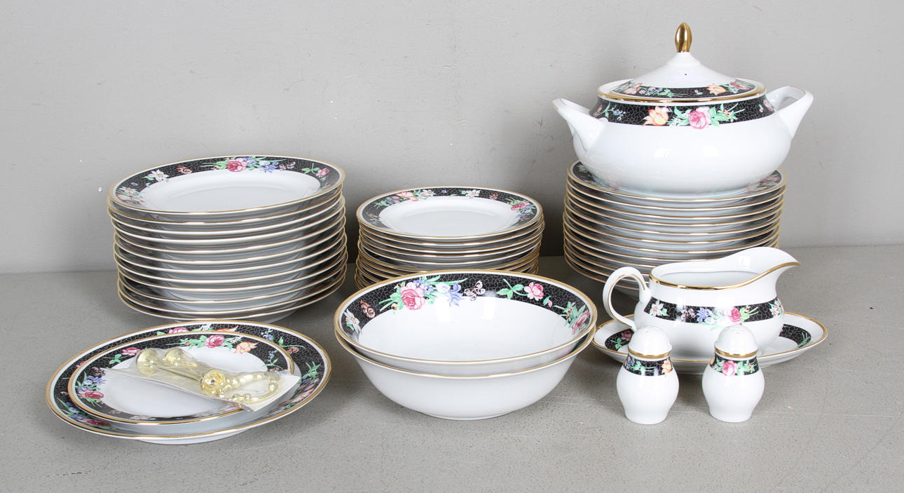 MATSERVIS, porslin, 43 delar, "Elegance", Christineholm.