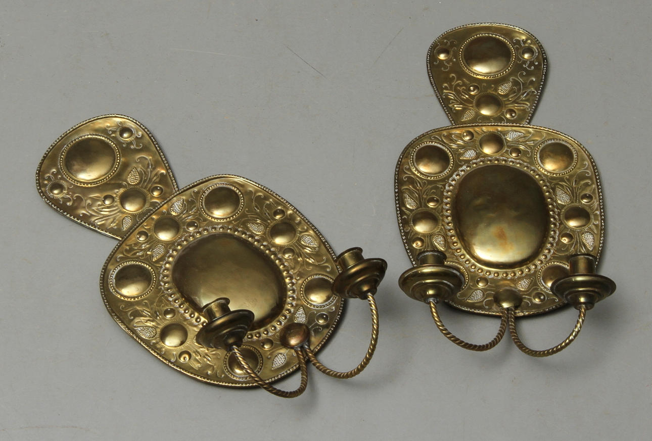 LJUSPLÅTAR 1 par, mässing, barockstil, 1900-tal.