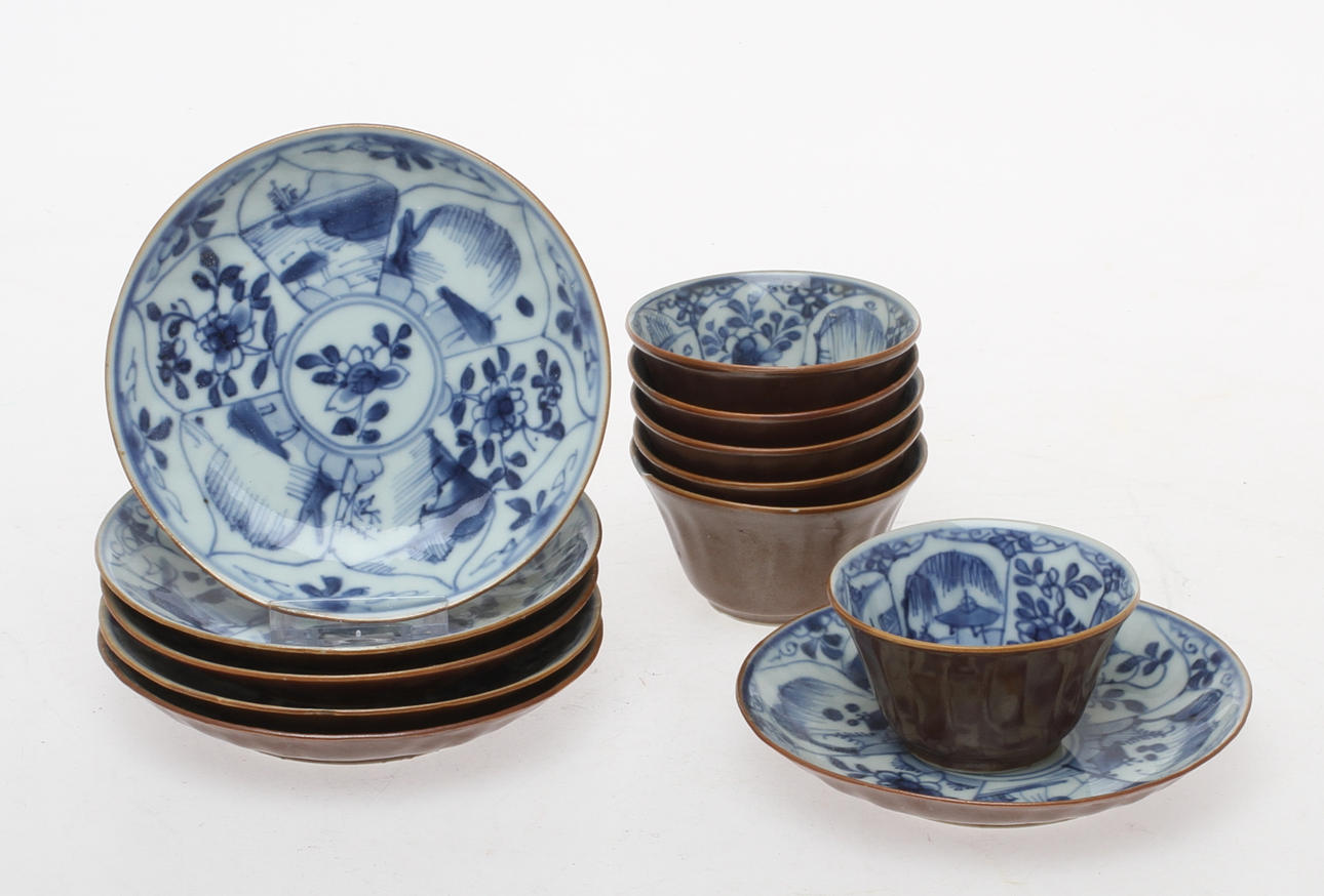 KOPPAR med fat, porslin, Kina.