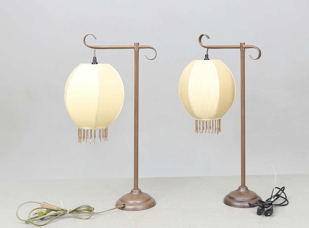 TABLE LAMPS, a pair, metal, 19/2000s.