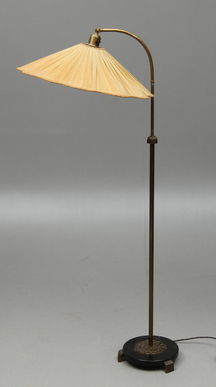 GOLVLAMPA, art deco, 1900-talets första hälft.