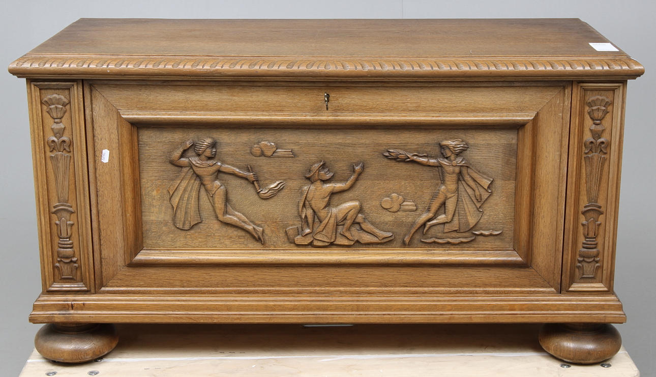 SCHATULL/KISTA 1900-talets mitt.