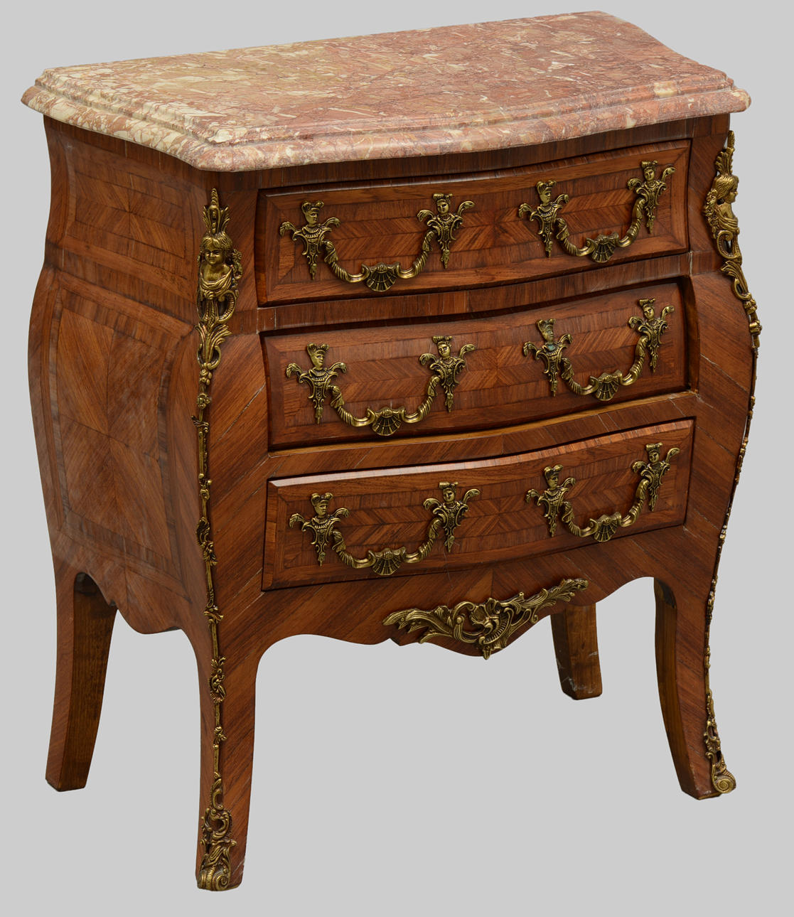 BYRÅ, rokokostil, 1900-tal.