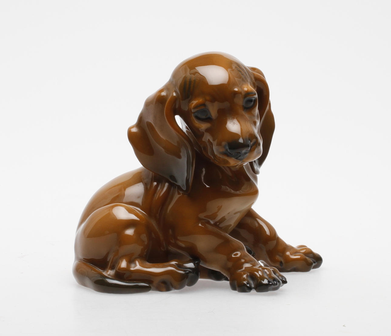 FIGURIN, porslinshund, Th Kärner, Rosenthal.