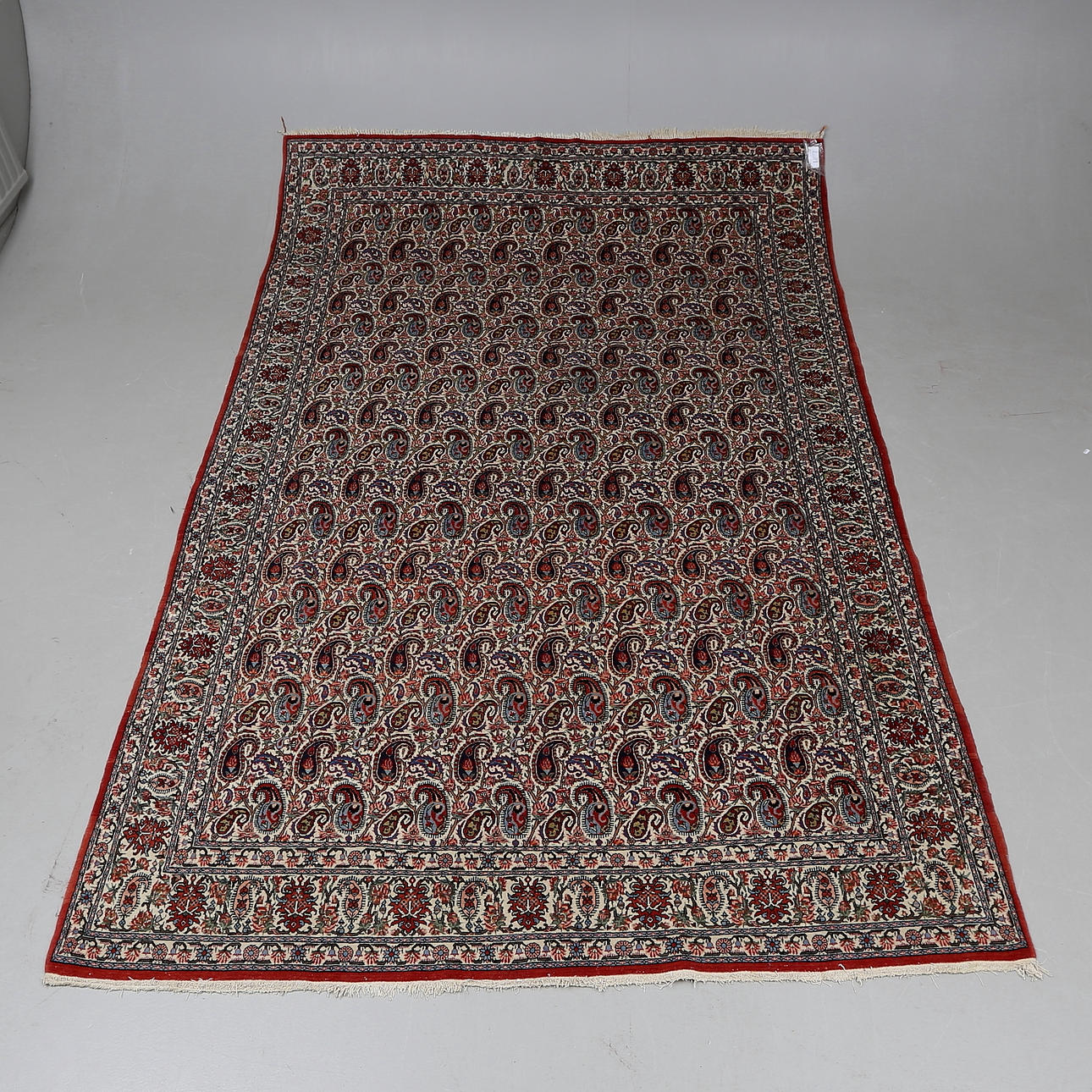 MATTA, orientalisk, Senneh, ca. 325x211 cm.