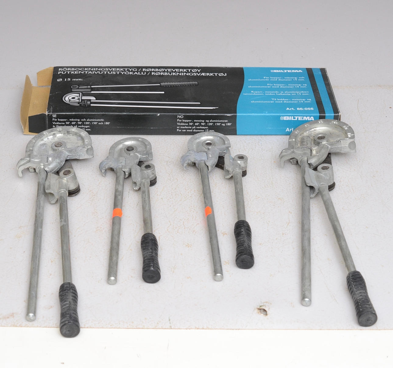 PIPE BENDING TOOL.