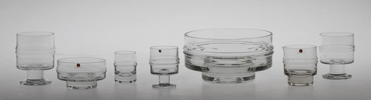 GLASSERVISDELAR, 56 delar, Iitala, 1900-tal.