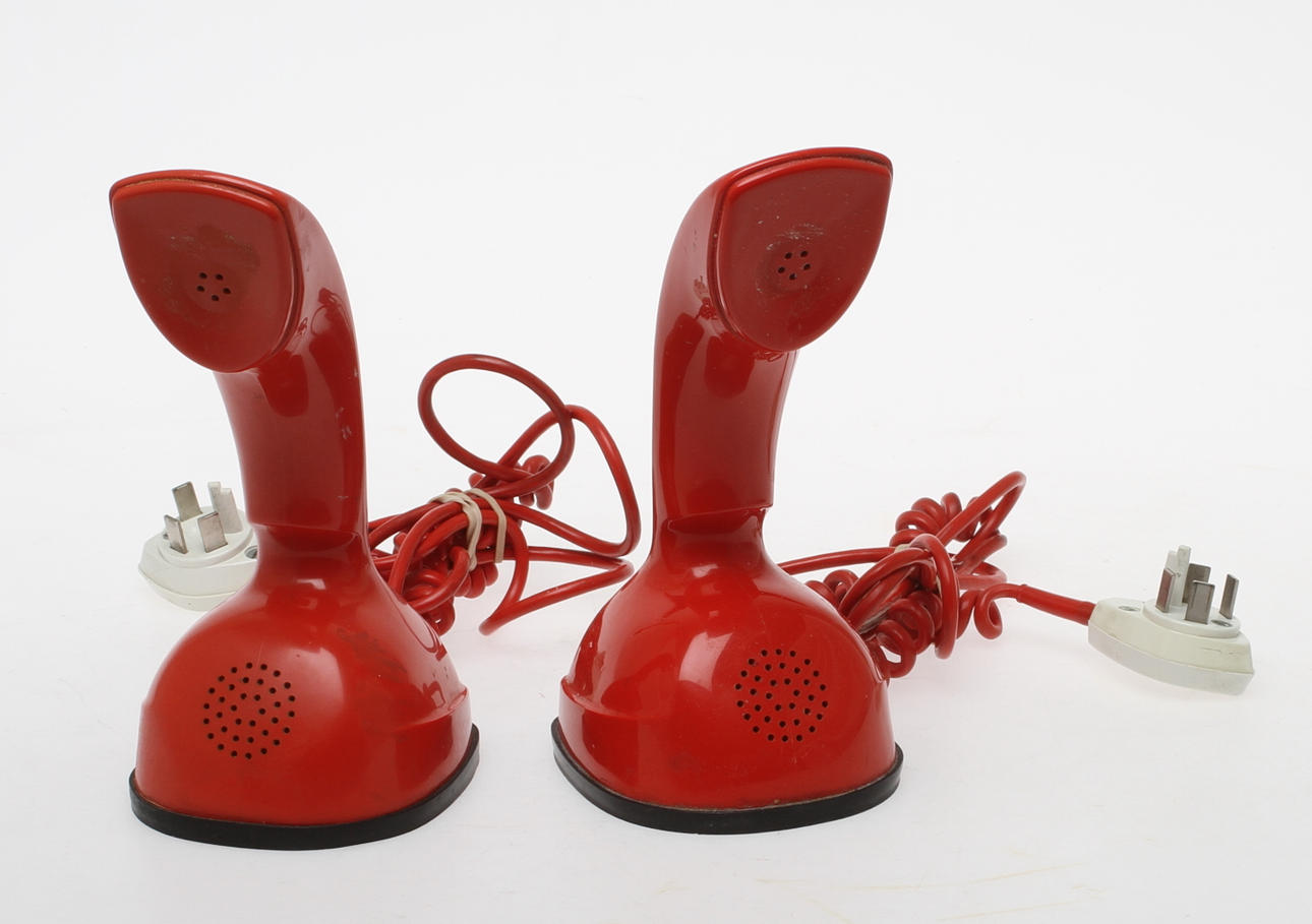 BORDSTELEFONER 2 st, Kobra Ericofon.