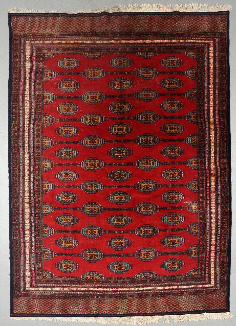 MATTA, Pakistan, 300 x 215 cm.