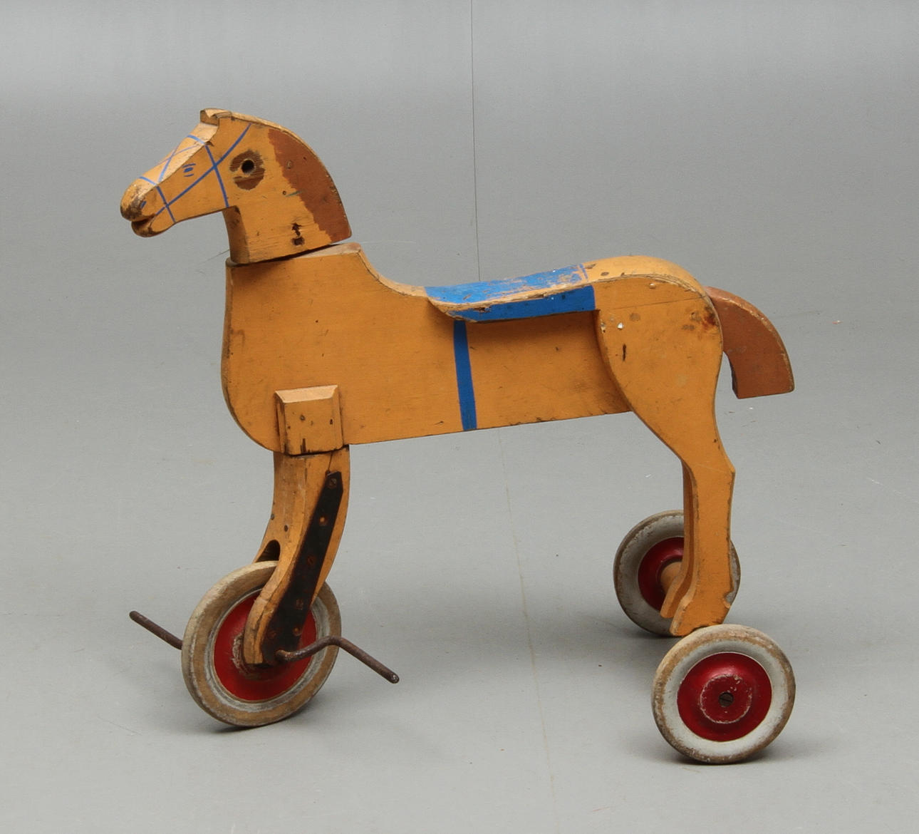 TRAMPHÄST; trä, 1900-tal.