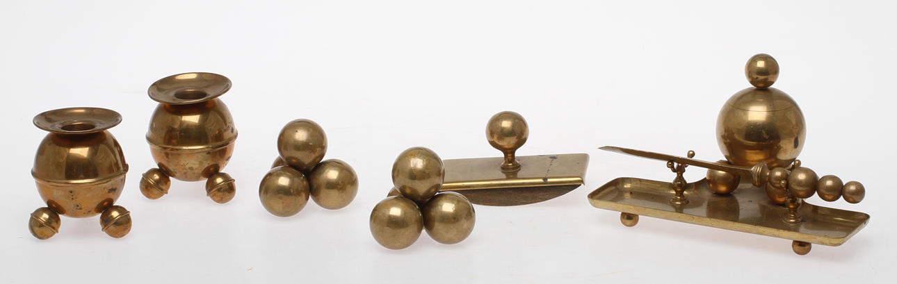 SKRIVBORDSSET, 6 delar, mässing Gusum och Skultuna, 1900-tal.