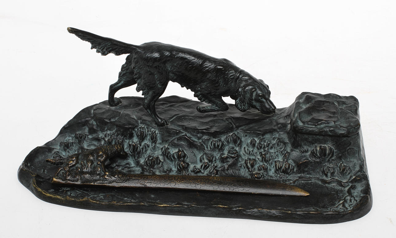 SKRIVBORDSUPPSATS, brons, 1900-tal.