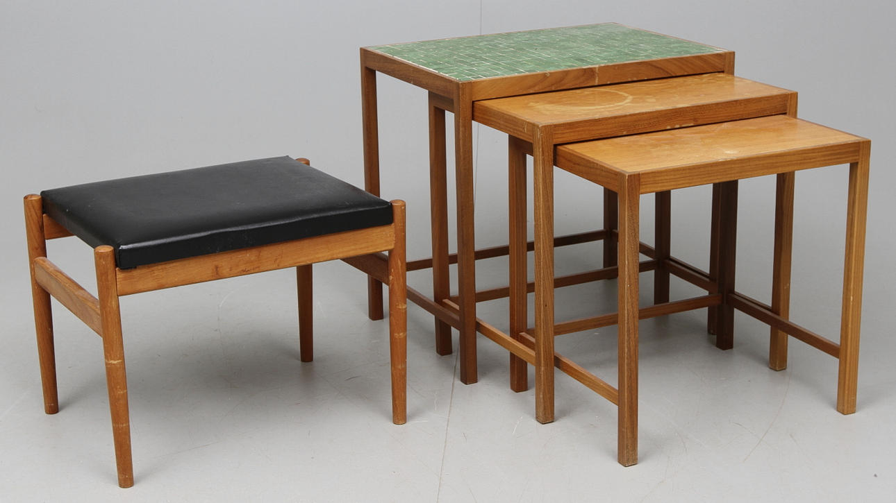 SATSBORD samt TABURETT, 1960-tal.