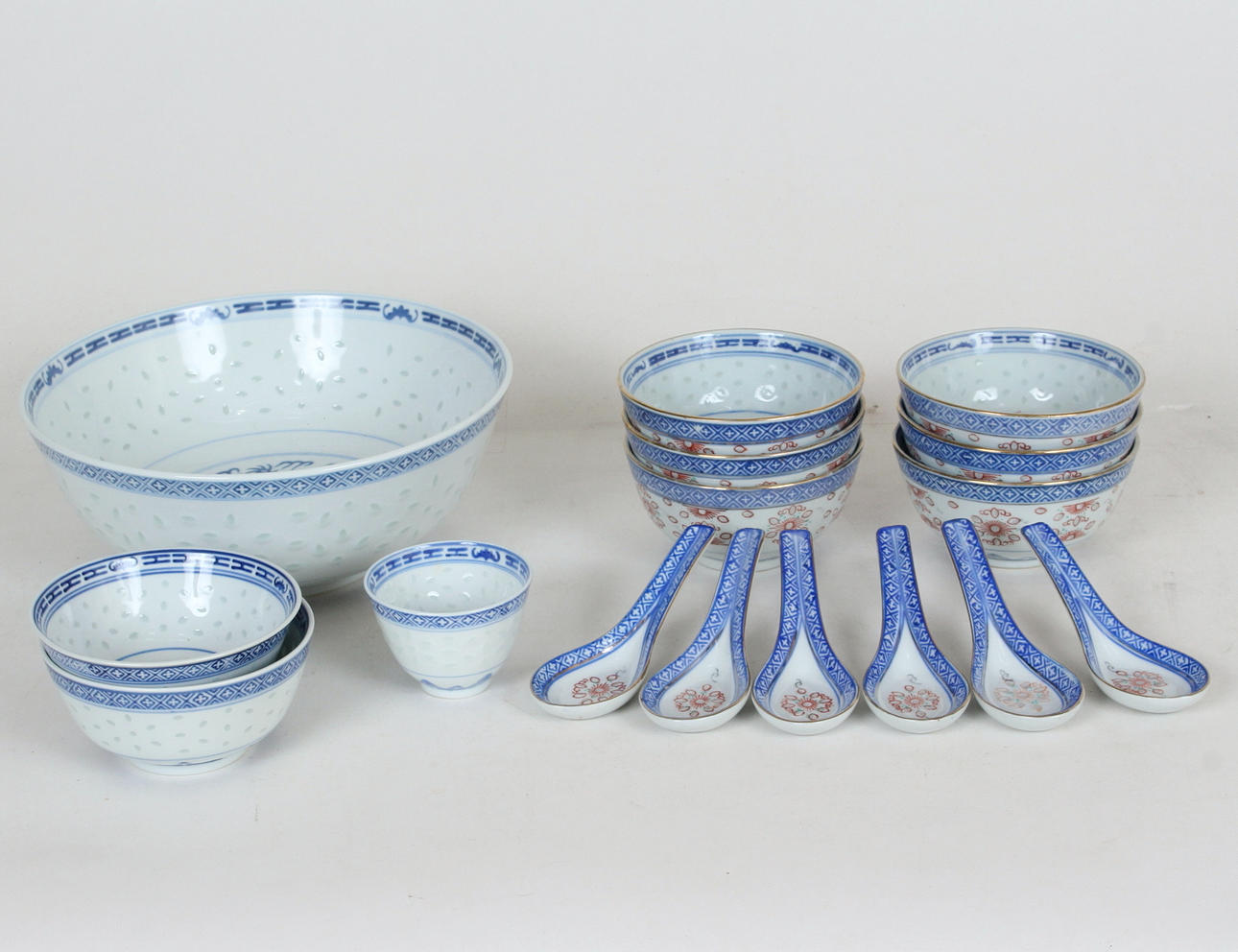 SKÅLAR, 16 delar, porslin, Asiatisk.
