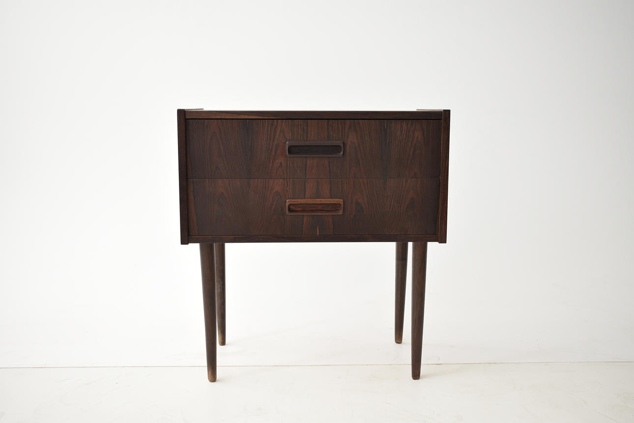 CÓMODA DE 2 CAJONES DE PALISANDRO, 1900.