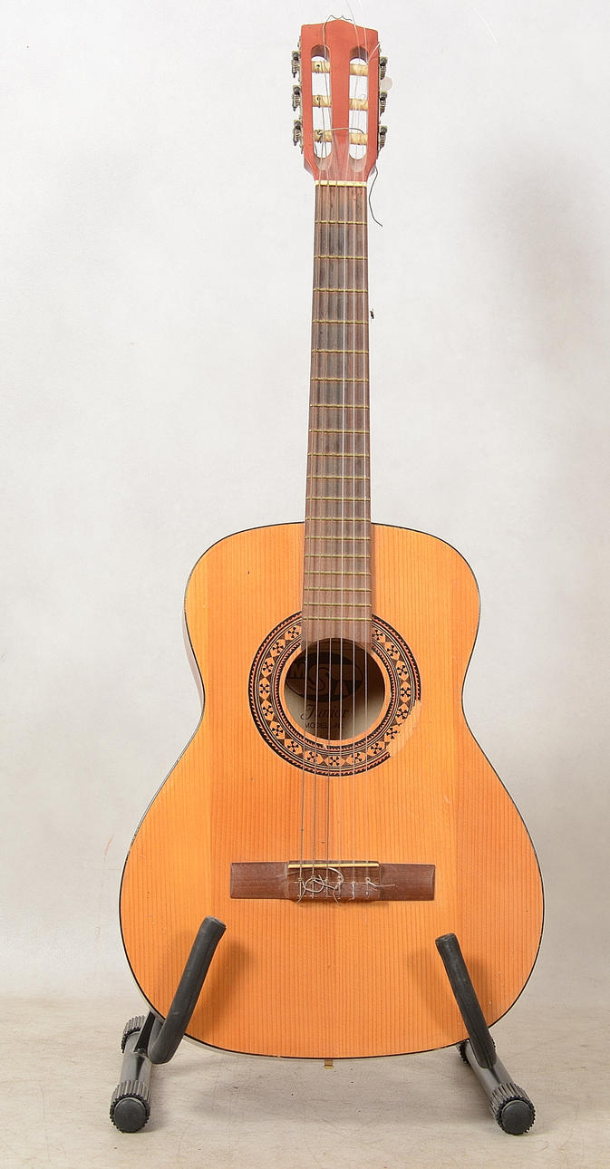 GITARR, Junior, modell nr C 21.