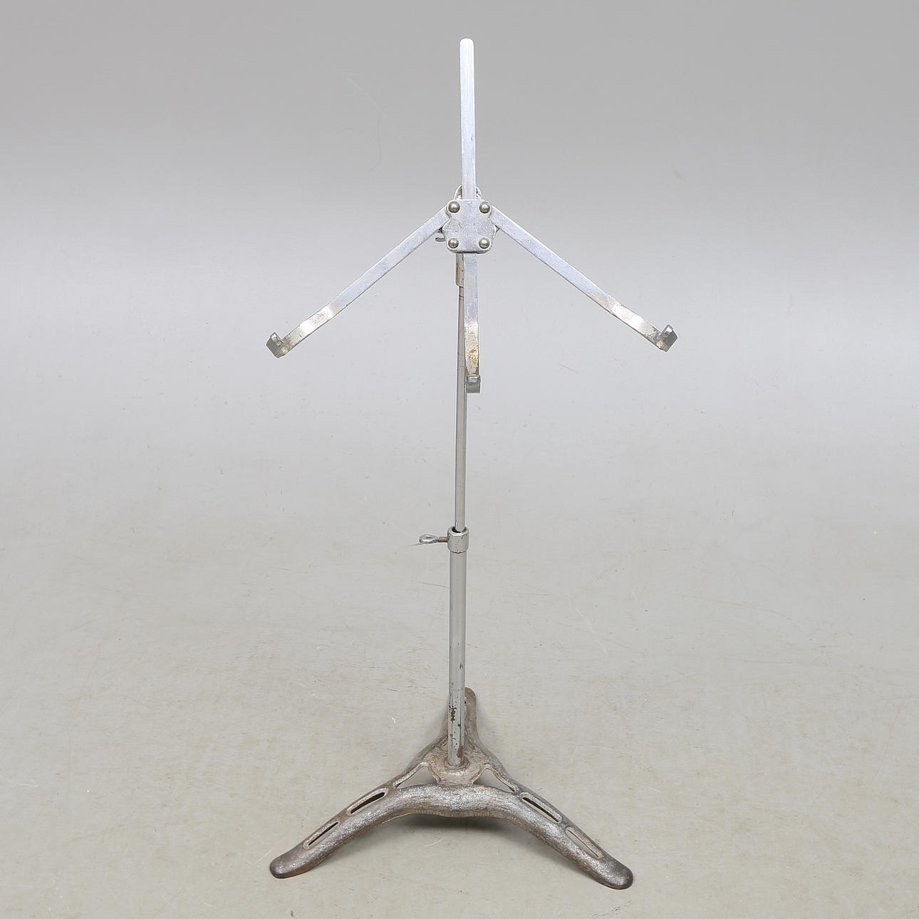 TRUMSTATIV, metall,1900-tal.