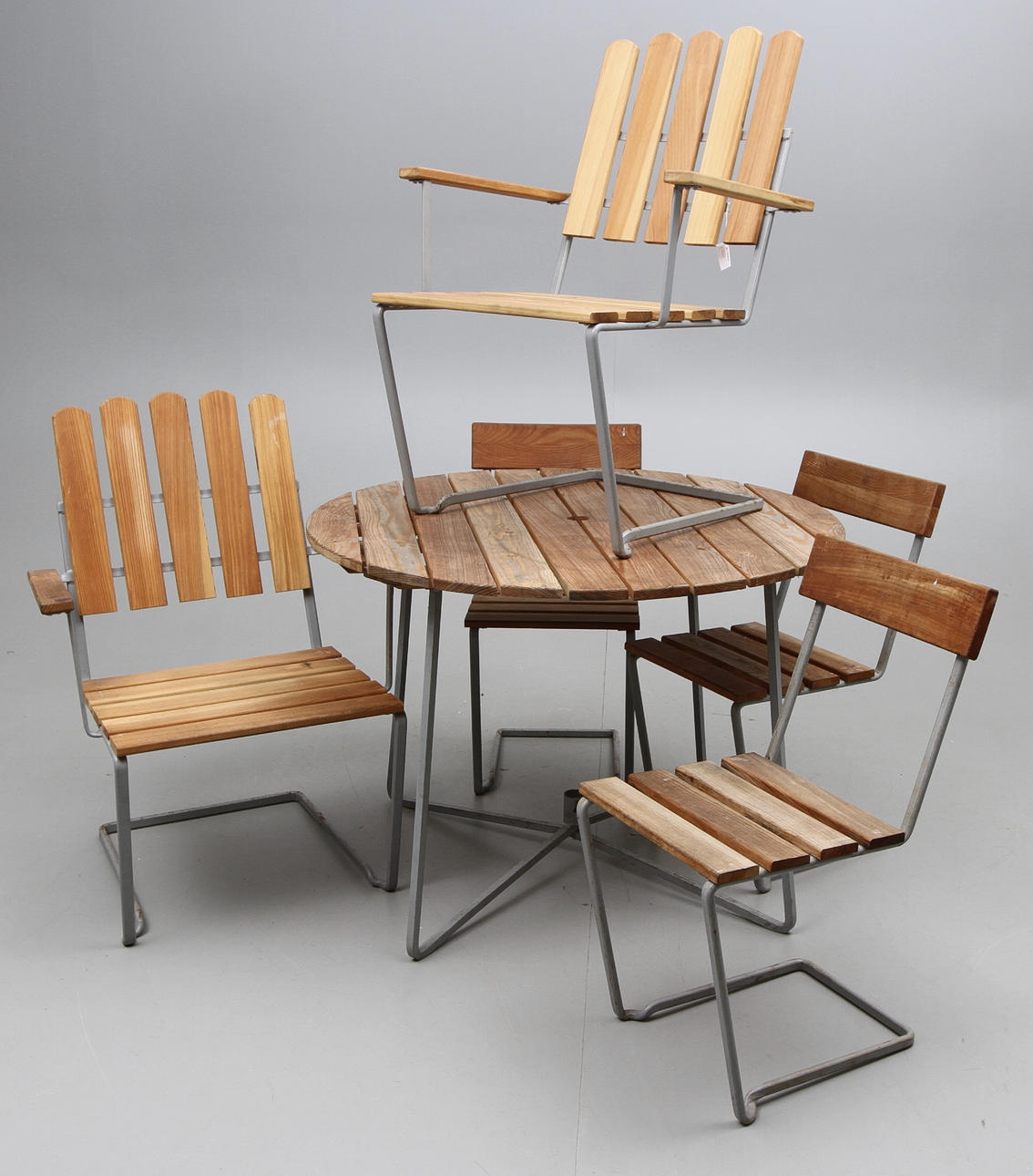 TRÄDGÅRDSGRUPP, 6 delar, Grythyttan.