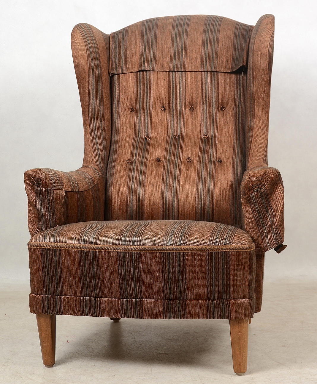 ÖRONLAPPSFÅTÖLJ, Carl Malmsten.