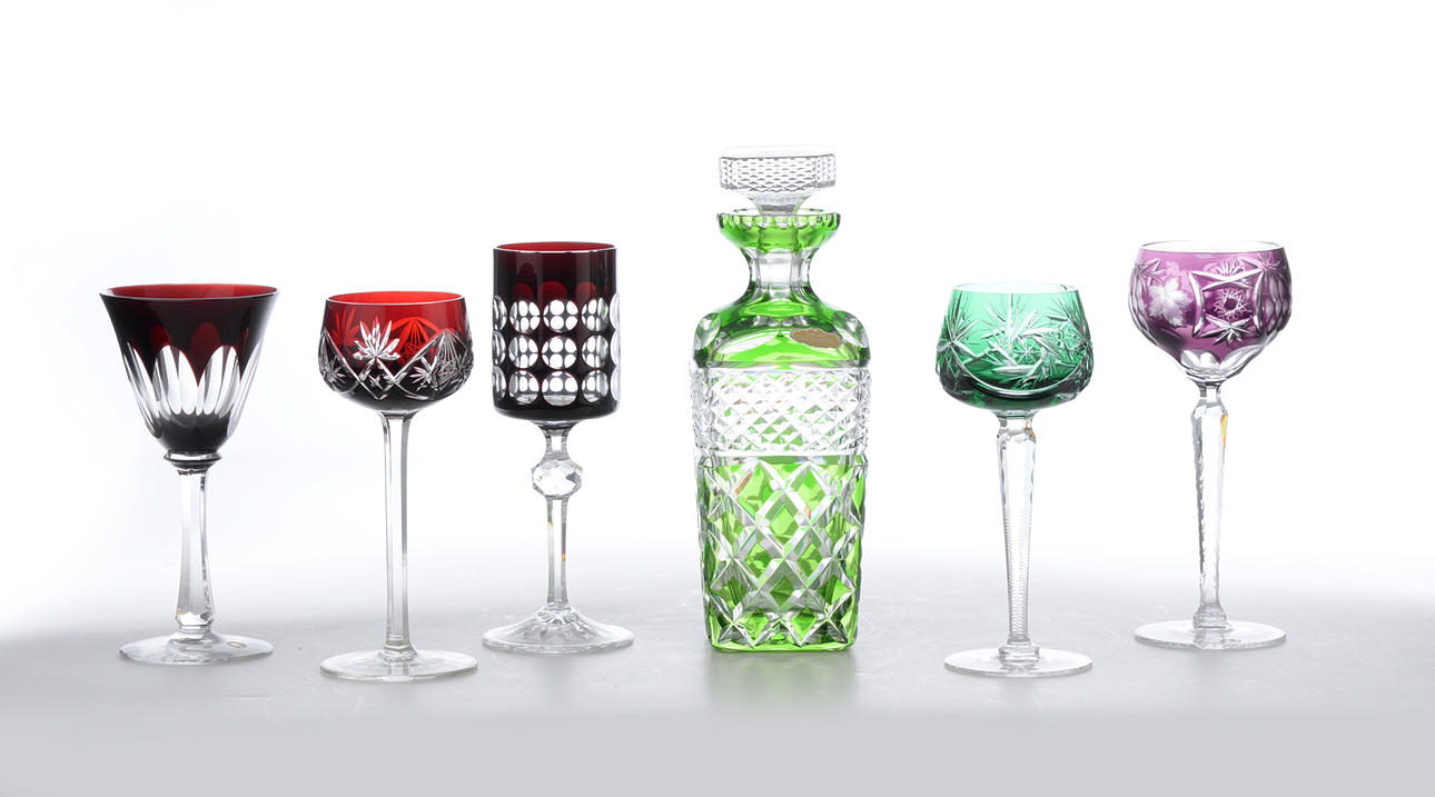 NACHTMANN, LEAD CRYSTAL U.A. 5 farbige Römergläser + Karaffe.