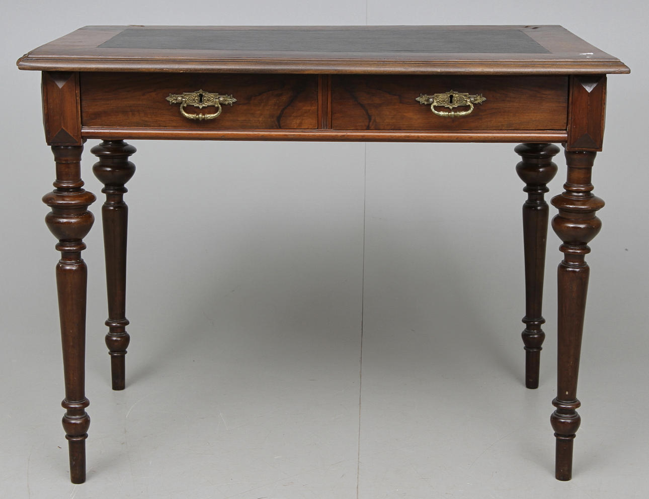 SKRIVBORD, nyrenässans, sent 1800-tal.