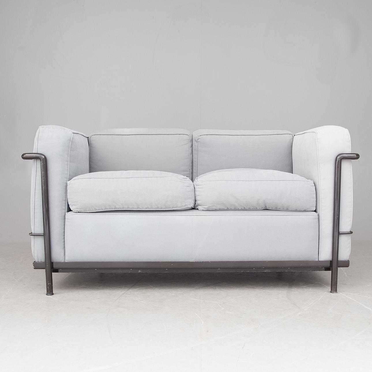 LE CORBUSIER. Sofa, 2-Sitzer, LC2, Cassina, Italien.