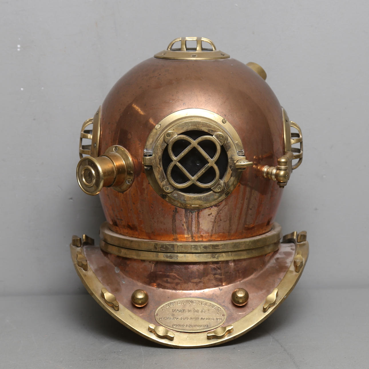DYKARHJÄLM, replika efter "Navy diving helmet Mark V Mod-1".