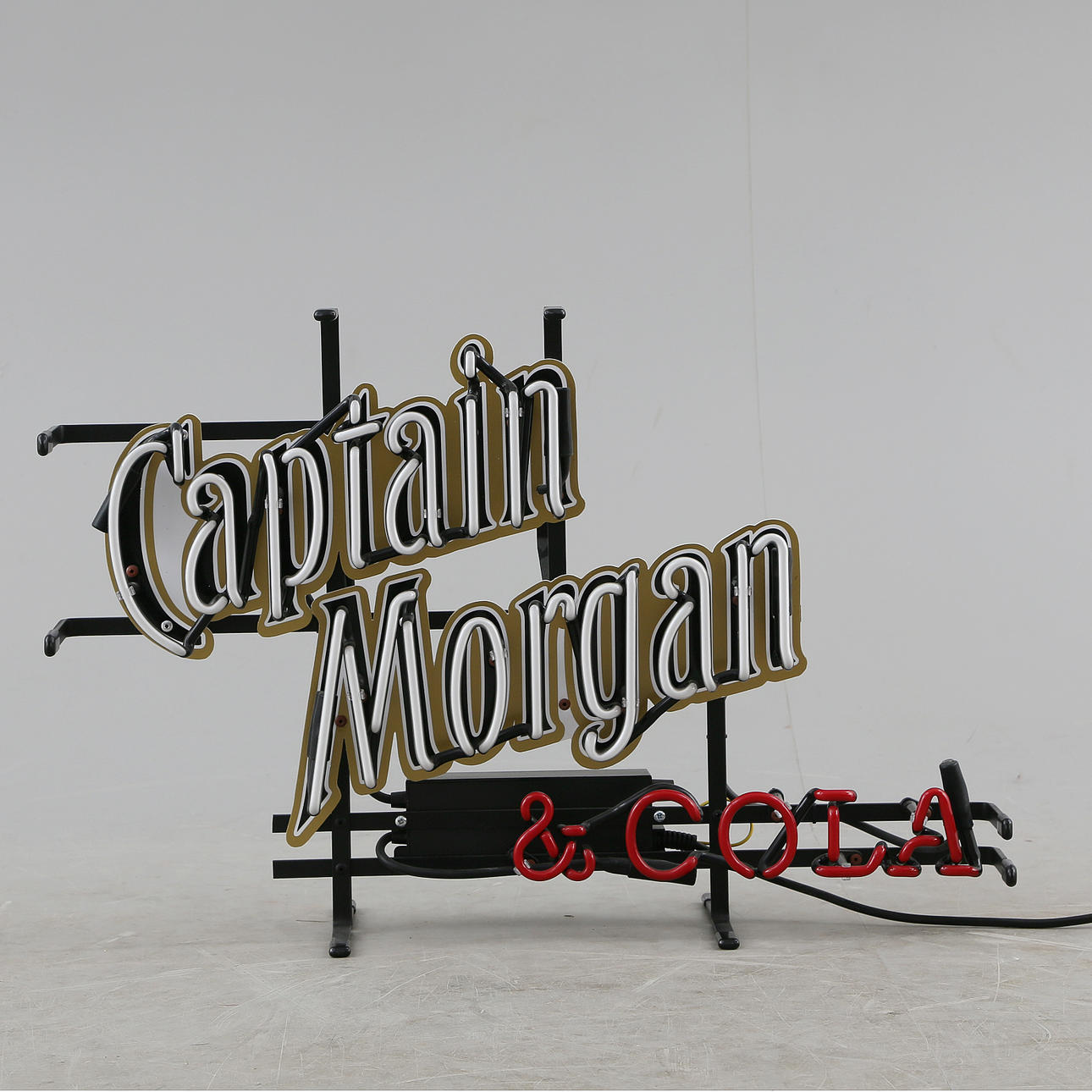 WANDSCHILD-/BAR-BELEUCHTUNG.