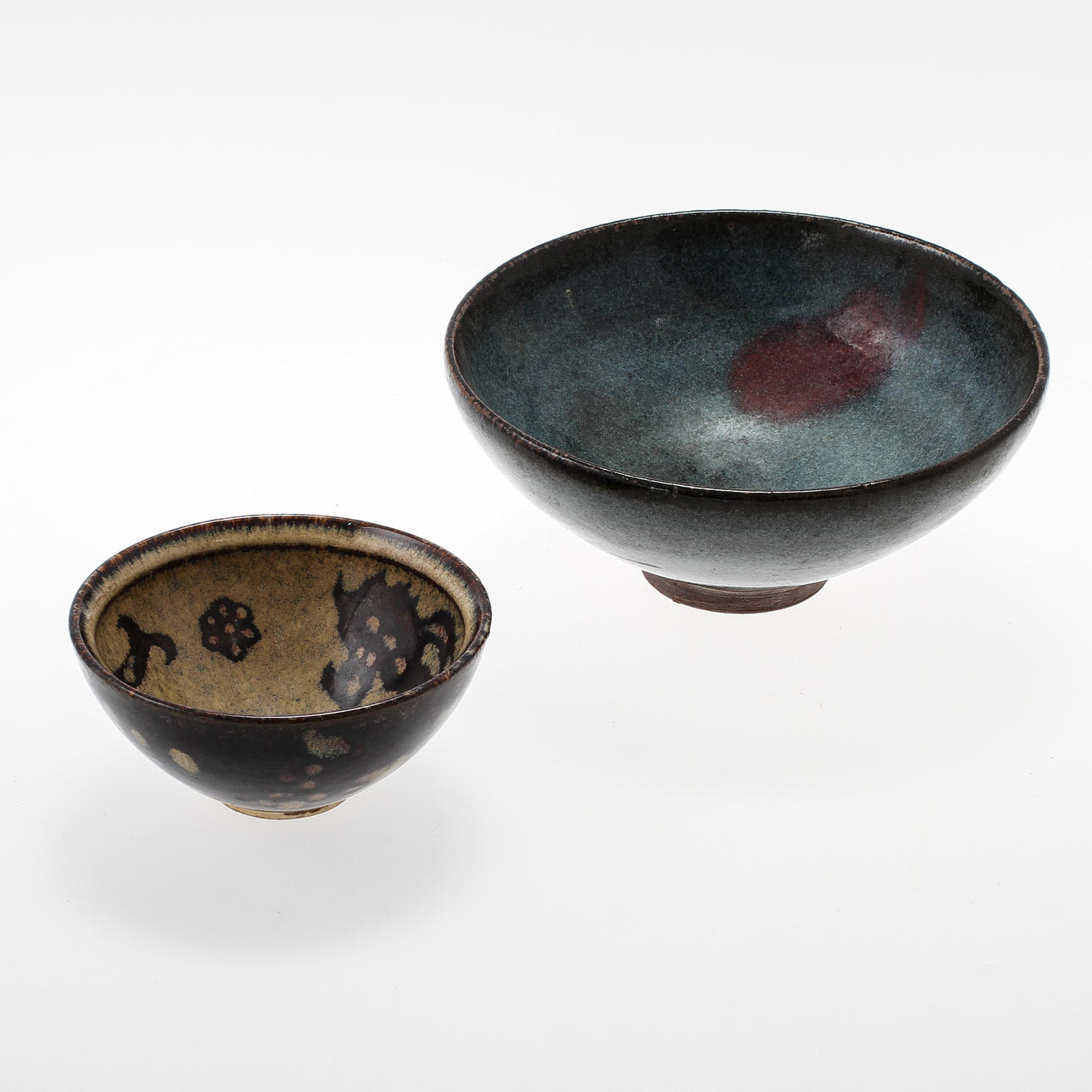 SKÅLAR, 2 st, stengods, Kina, Song/Yuan-stil.