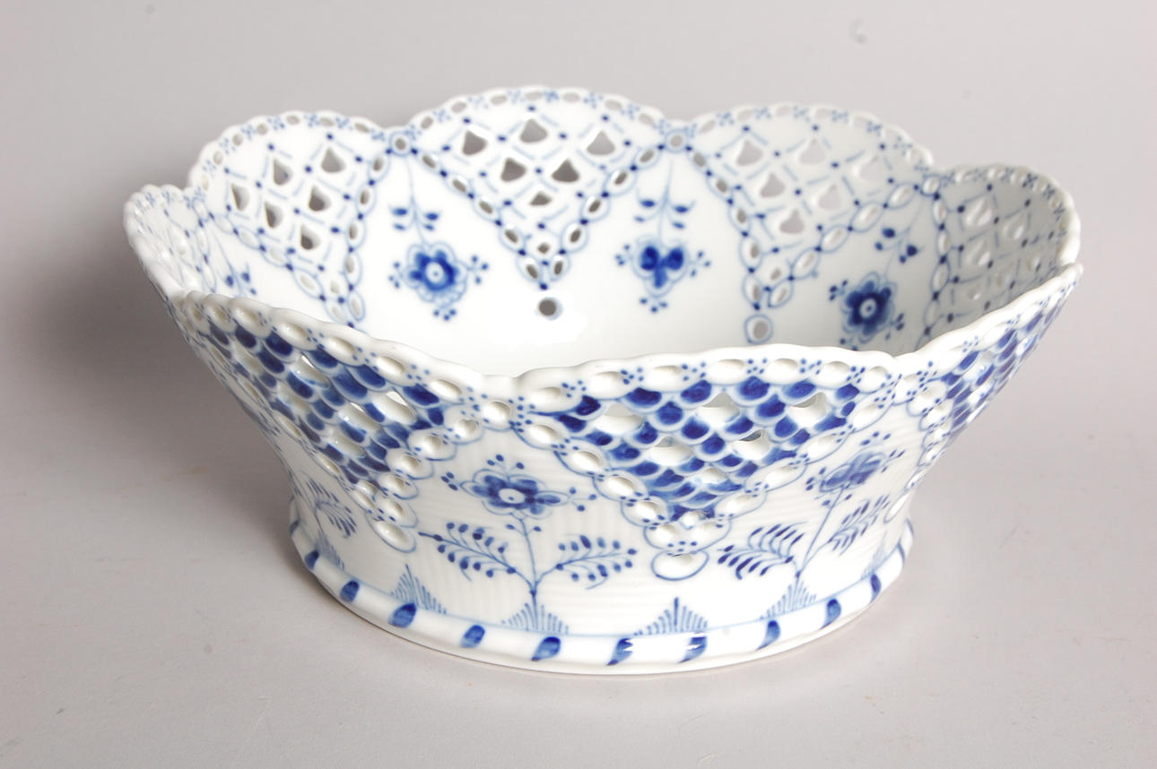 GALLERSKÅL, Musselmalet, helblond, stämpel 1964-1970.