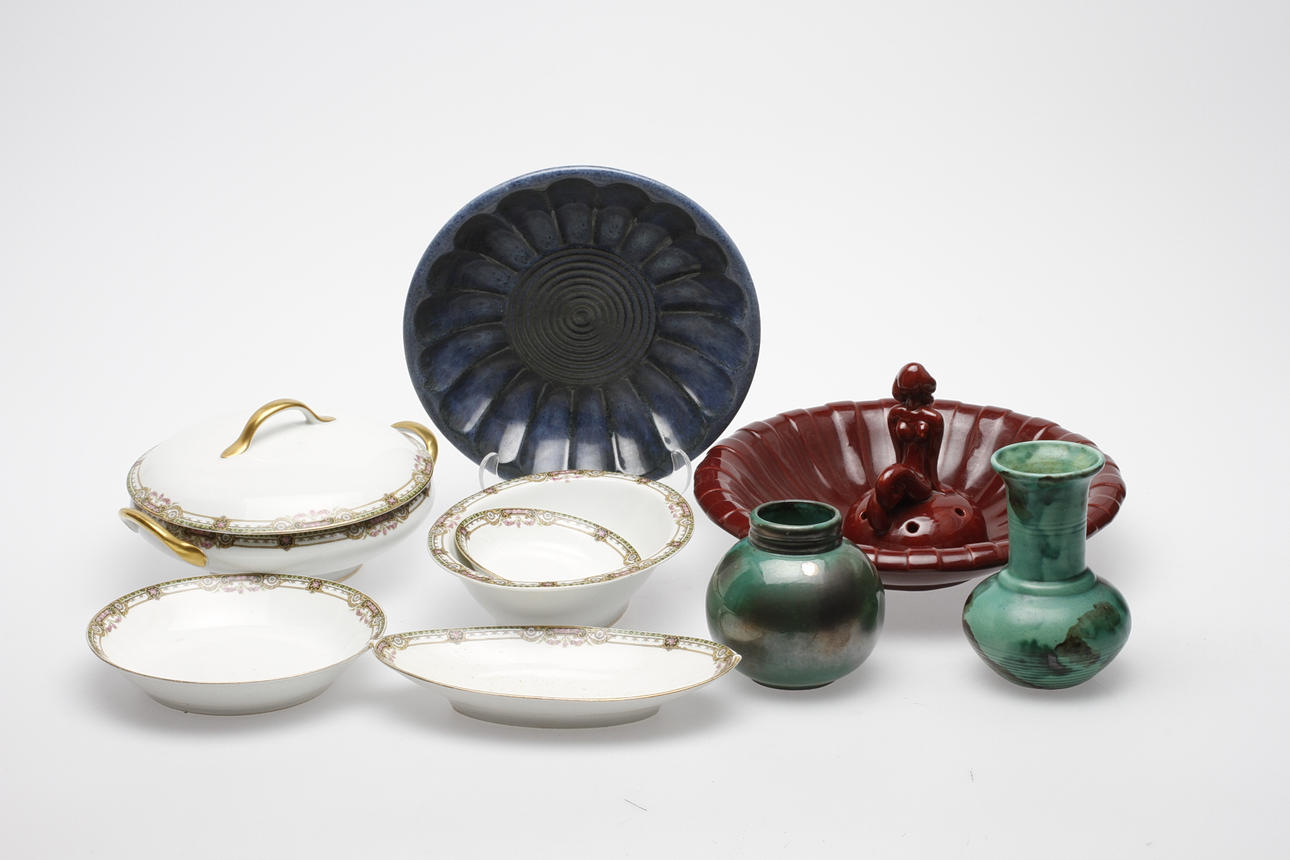 KERAMIKFÖREMÅL, 10 delar, bl.a. Ekeby och Limoges.