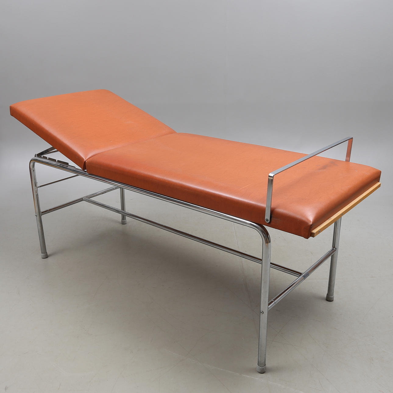 UNDERSÖKNINGSBRITS, för sjukhus, 1900-tal.