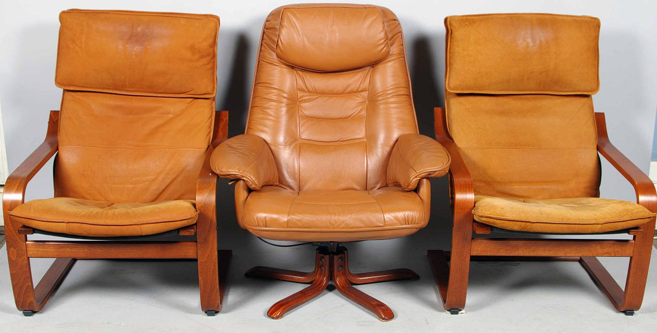 FÅTÖLJER, 3 stycken, brunt skinn.