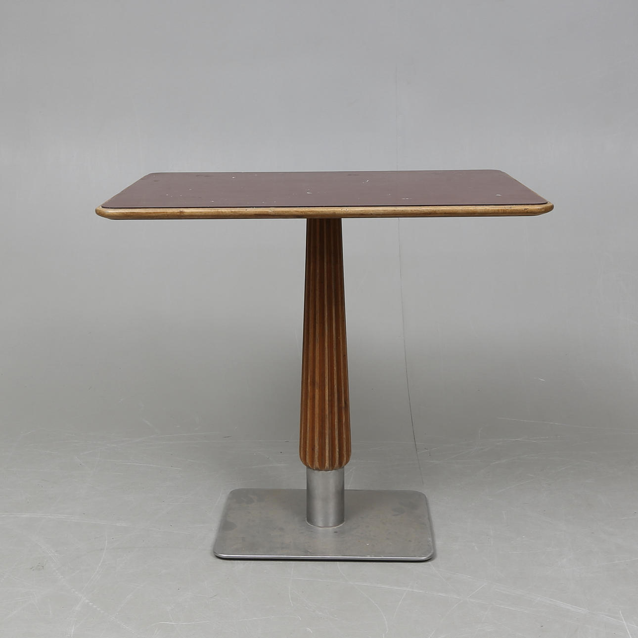 CAFÉBORD, 1900-talets mitt.