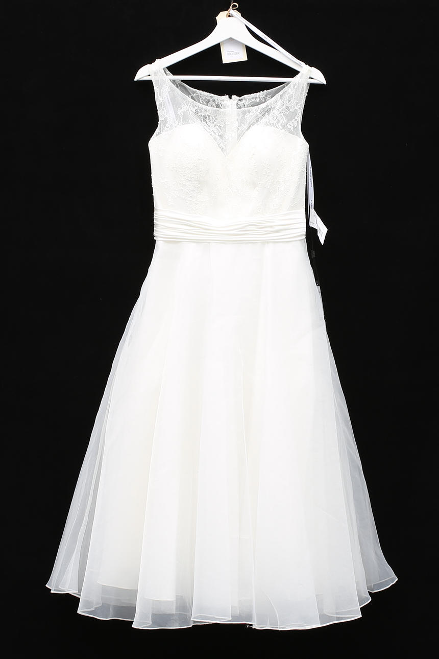 HOCHZEITSKLEID, Kris aus Norwegen, neu.