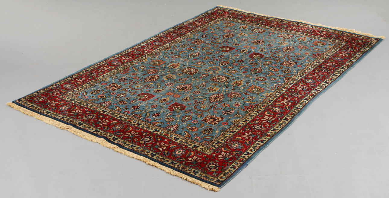MATTA, orientalisk. Ca 272 x 188 cm.