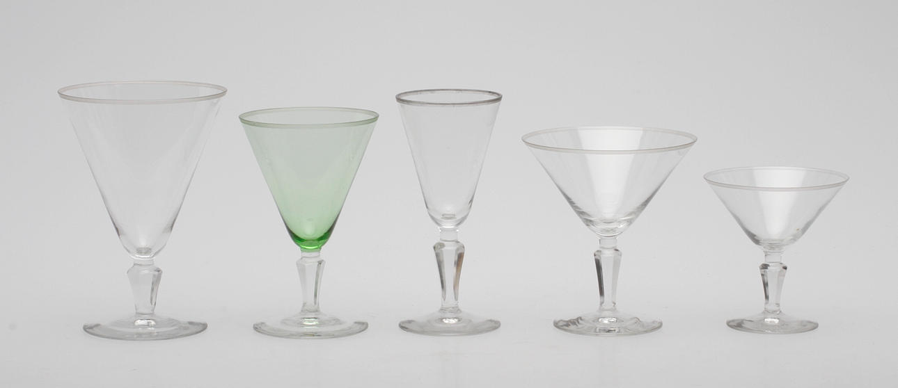 GLASSERVIS, 93 delar, 1900-tal.