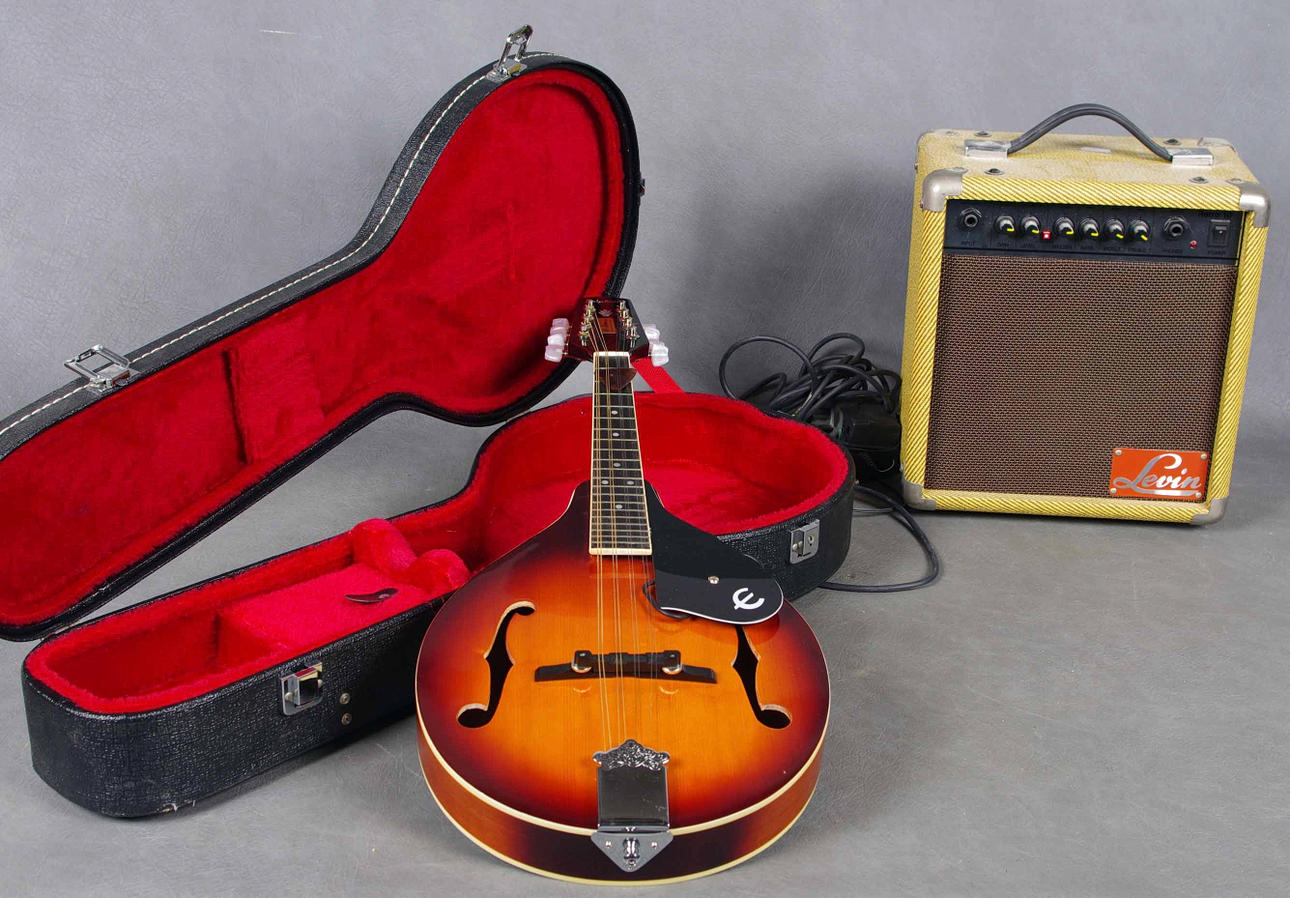 MANDOLIN, Epiphone, elektrifierad samt förstärkare Levin.