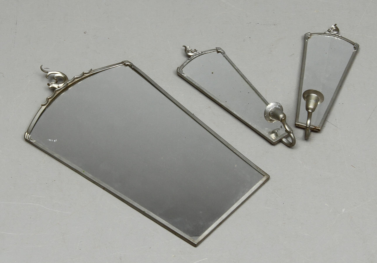 SPEGEL, LAMPETTER, ett par, tenn, 1900-talets första hälft.