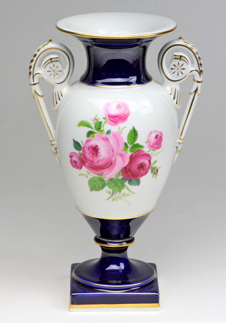 MEISSEN AMPHORA VASE RED ROSE.