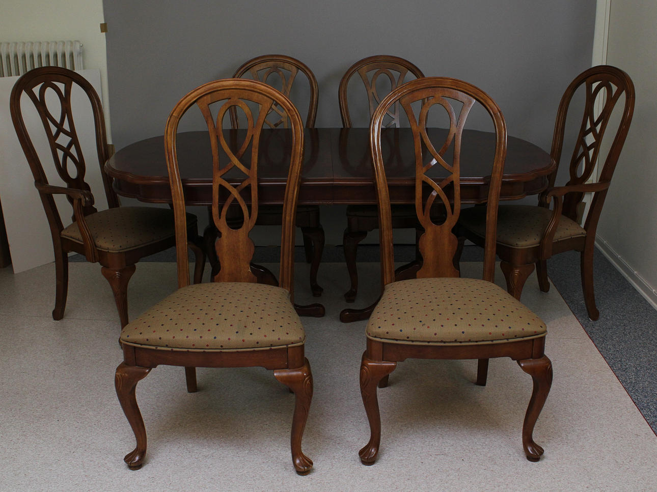 MATSALSMÖBLER (9). Nyrokokostil, 1900-tal.