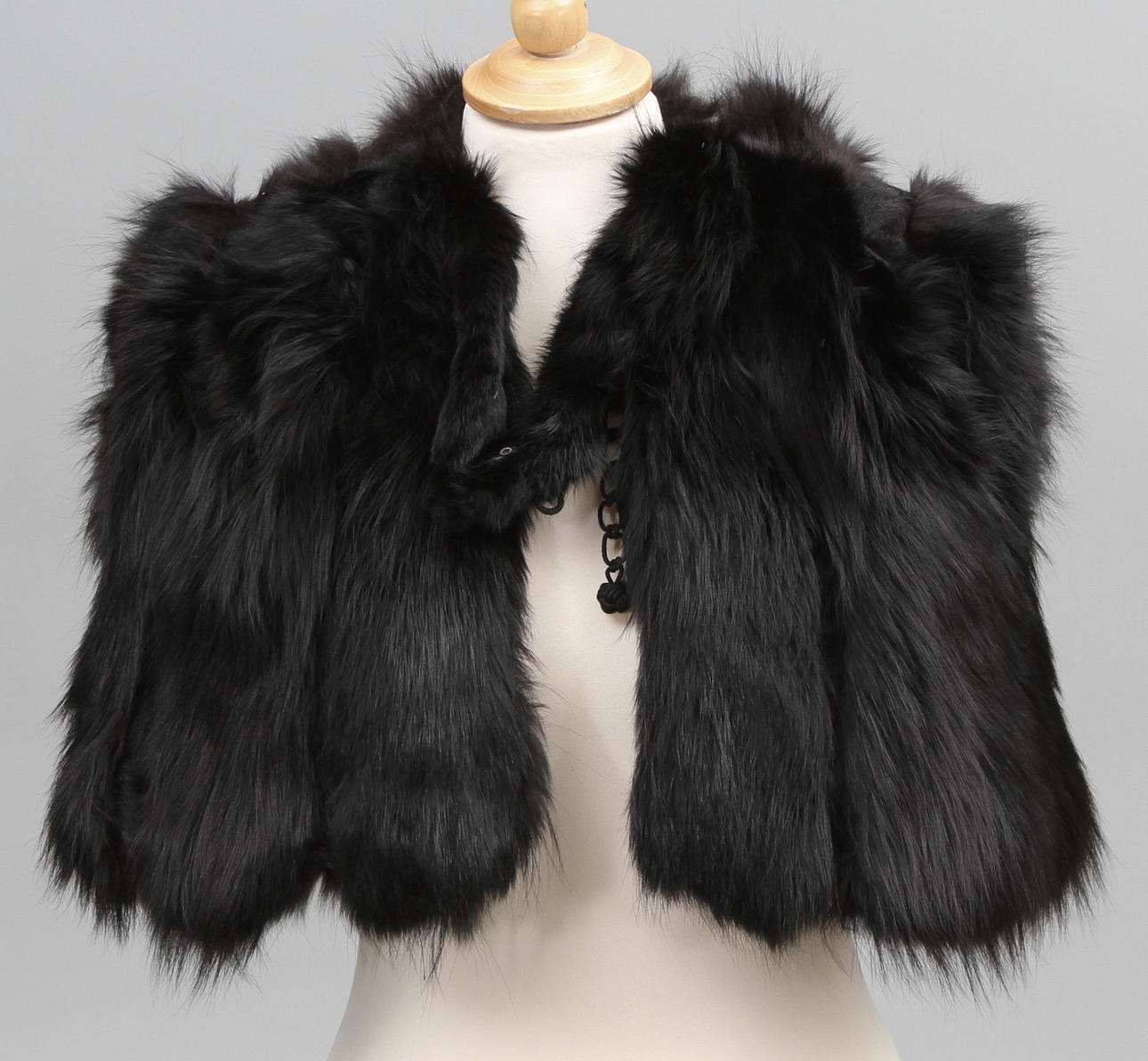 STOLA, päls, Aeimertohn, Linköping.