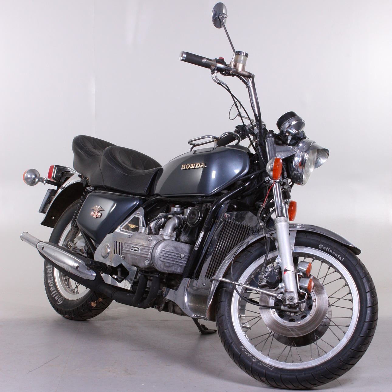 MOTO, Honda Goldwing GL1000.