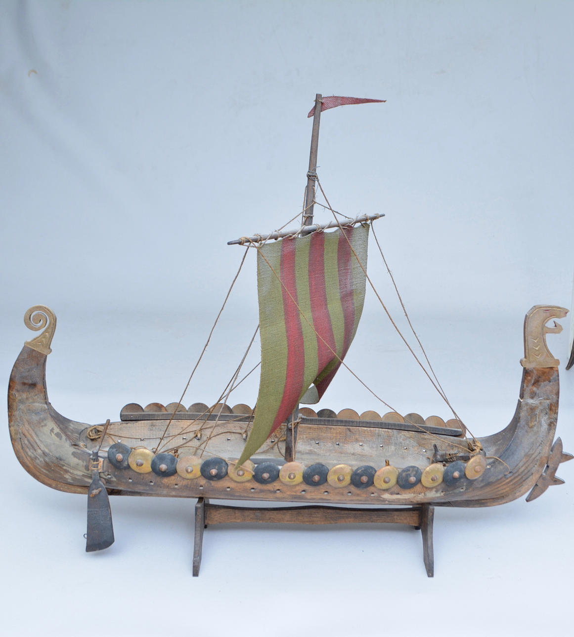 SCHIFFSMODELL, Wikingerschiff.