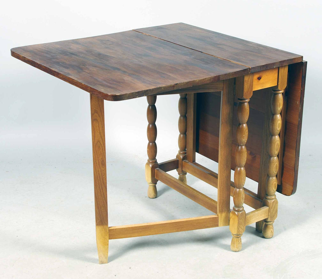 KLAFFBORD, modern design.