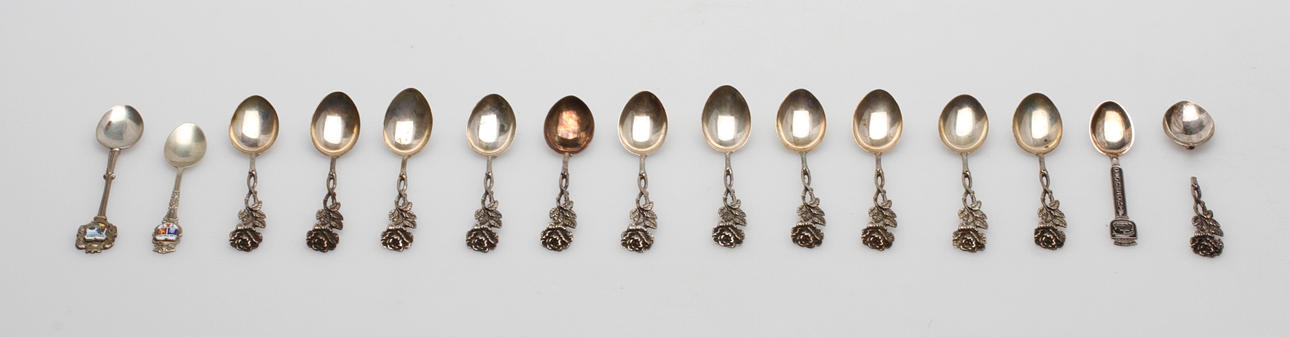 SKEDAR, silver, vikt ca 146 gram.