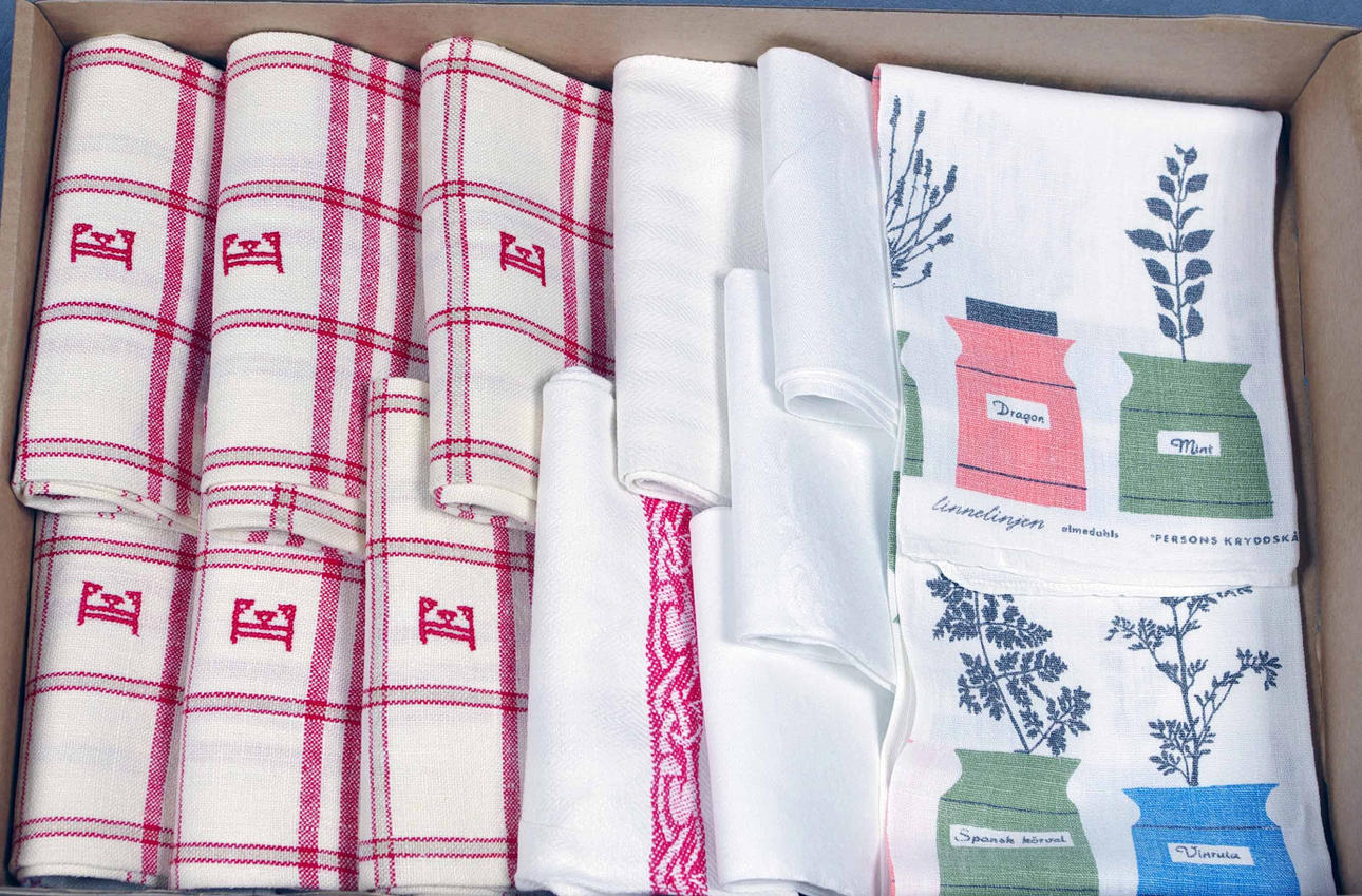 LINNEHANDDUKAR SAMT SERVETTER.